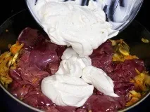 Як приготувати печінку в сметані? печінку