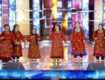 Спій-бабки. «Буранівські бабусі» підкорюють мир і будують храм будують