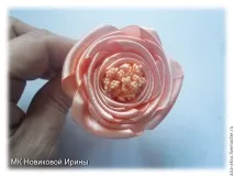 Робимо прості троянди з атласної стрічки – Ярмарок Майстрів робимо
