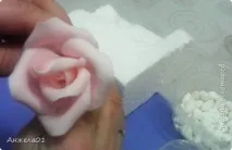 Троянди з мастики для торта мастики