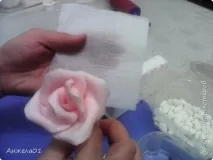 Троянди з мастики для торта мастики