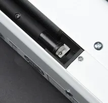 Екран із електроприводом Lumien Master Control екран