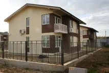 Фасадний паркан фото з профнастилу, з цегли своїми руками паркан