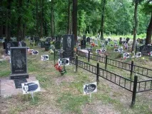 Чи є в Білорусі легальні цвинтарі для свійських тварин цвинтарі