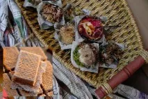 Цікаві ідеї виробів із коробок для яєць яєць