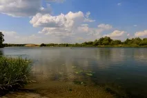 Край чудотворних криниць, Блакитний криниця в селі Клини під Славгородом, Білорусь ( Pays des криниця