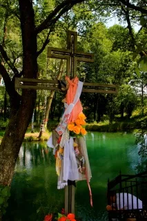 Край чудотворних криниць, Блакитний криниця в селі Клини під Славгородом, Білорусь ( Pays des криниця