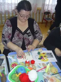 Майстер-клас для вихователів «Чарівна ниточка» майстер-клас