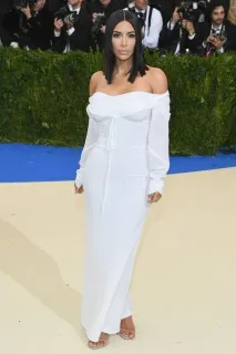 Манікюрзірок із червоної доріжки Met Gala 2017, який варто повторити gala