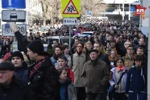 Мирний мітинг» закінчився нападом на поліцейського мирний