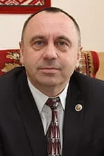 Новий автомобіль із салону значиться в міжнародному розшуку салону