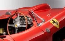 Новинки Ferrari (Феррарі) – нові моделі 2015-2016 моделі