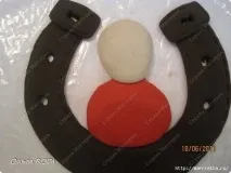 дому