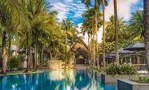 Пляж Сурін (SurinBeach) опис, фото, відео, карта фото