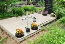 Чому в естонському Йихві вимагають ховати українців окремо Прибалтика Колишній СРСР вимагають