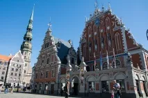 Правозахисники звернулися до Ради Європи у зв’язку із забороною українським школярам у Латвії здавати звернулися