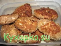 Покроковий рецепт приготування смачних котлет, Страви по-домашньому з фото за кроками рецепту рецепт