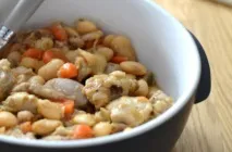 Рецепт Індички з білою квасолею - Кулінарний сайт білою