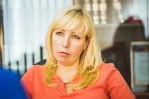 Танці з вовками, Югополіс югополіс