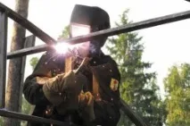 Установка металевих воріт розстібні та відкатні конструкції відкатні