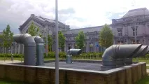 Залягти на дно в Шарлеруа місто на зворотному боці Європи місто