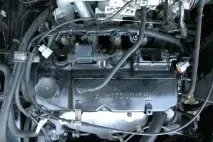Заміна свічок Mitsubishi Lancer 9 1 свічок