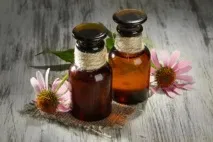 Зелена глина для обличчя - властивості продукту, рецепти масок (у тому числі від прищів) властивості