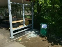 600 тисяч на тиждень скільки коштує заміна розбитого скла на зупинках в Іжевську тисяч