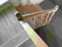 3D Онлайн калькулятор розрахунок сходів на косоурах з поворотом на 90, креслення розрахунок