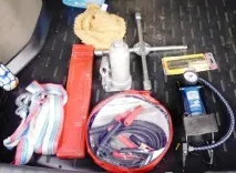 Що потрібно мати в автомобілі автомобілі