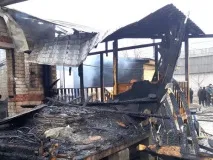 Цигани в тульському селищі могли самі підпалити свої будинки - Newsland цигани