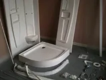 Демонтаж душової кабіни кабіни
