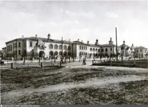 Фотографія - Лікарня та богадельня ім. богадельня