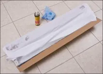Саморобний стрипбокс із картонної коробки саморобний
