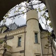 Максим Галкін показав свій замок та володіння галкін