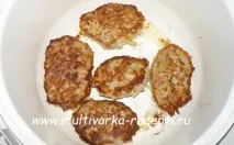 Котлети з фаршу з картоплею (драники у мультиварці) фаршу