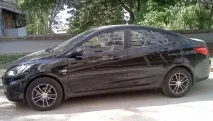 Литі диски на Хендай Соляріс - фото добірка у розмірі R15 та R16 литі