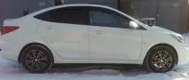 Литі диски на Хендай Соляріс - фото добірка у розмірі R15 та R16 диски
