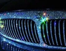 Потрібнаякісна інкрустація камінням Сваровські авто Тоді звертайтеся до тюнінг-студії «Автограф» камінням