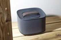 Philips Fidelio E6 перетворює стерео на об’ємний звук формату 5 philips