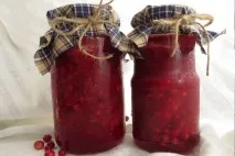 Пересипана цукром калина калина
