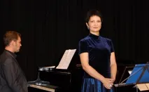 Чому ми машинально щось співаємо, Вокаліст-саксофоніст Михайло Сніг машинально