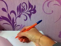Прості способи навчити дитину правильно тримати ручку чи олівець прості