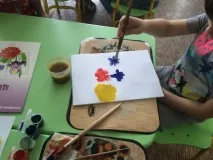 Малювання фарбами «Квіти для матусі» малювання