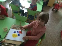 Малювання фарбами «Квіти для матусі» квіти