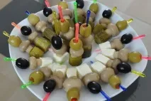 Шампіньйони на шпажках рецепти шашличків у духовці, канапе з маринованих печериць з рибою, духовці