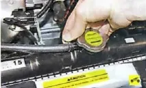 Зняття та встановлення радіатора на Nissan Almera Classic зняття