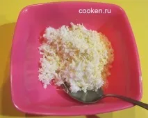 М’ясо по-французьки з помідорами в духовці. духовці