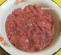 М’ясо по-французьки з помідорами в духовці. по-французьки