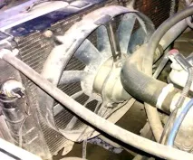 Установка та ремонт двигуна ЗМЗ-406 відмінності інжектора від карбюратора двигуна